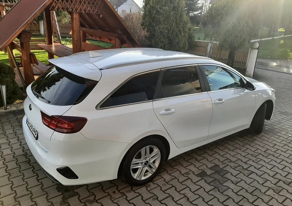 Kia Ceed cena 59990 przebieg: 78000, rok produkcji 2019 z Świecie małe 277